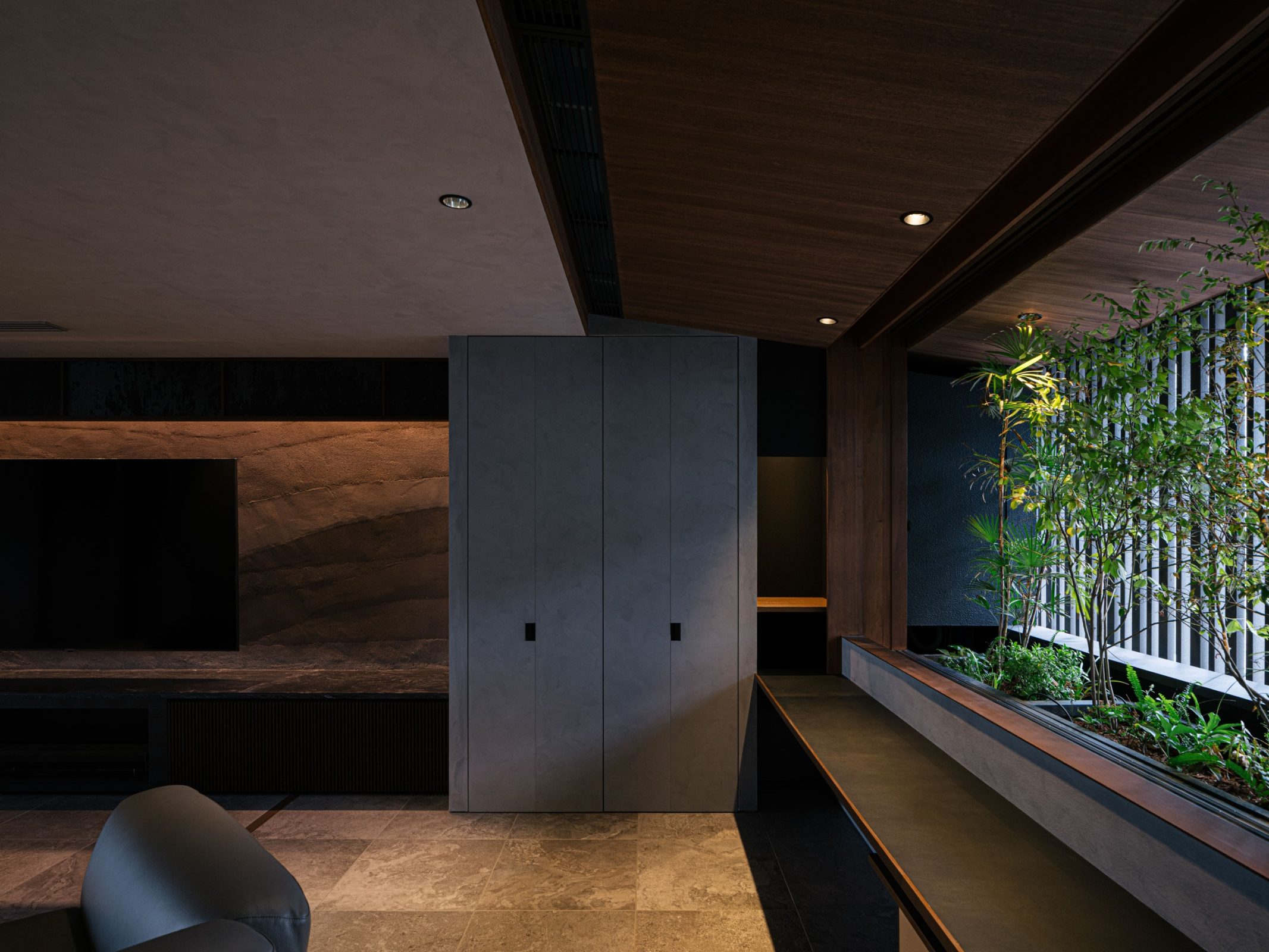 京都のリノベーションモダン住宅のデスク