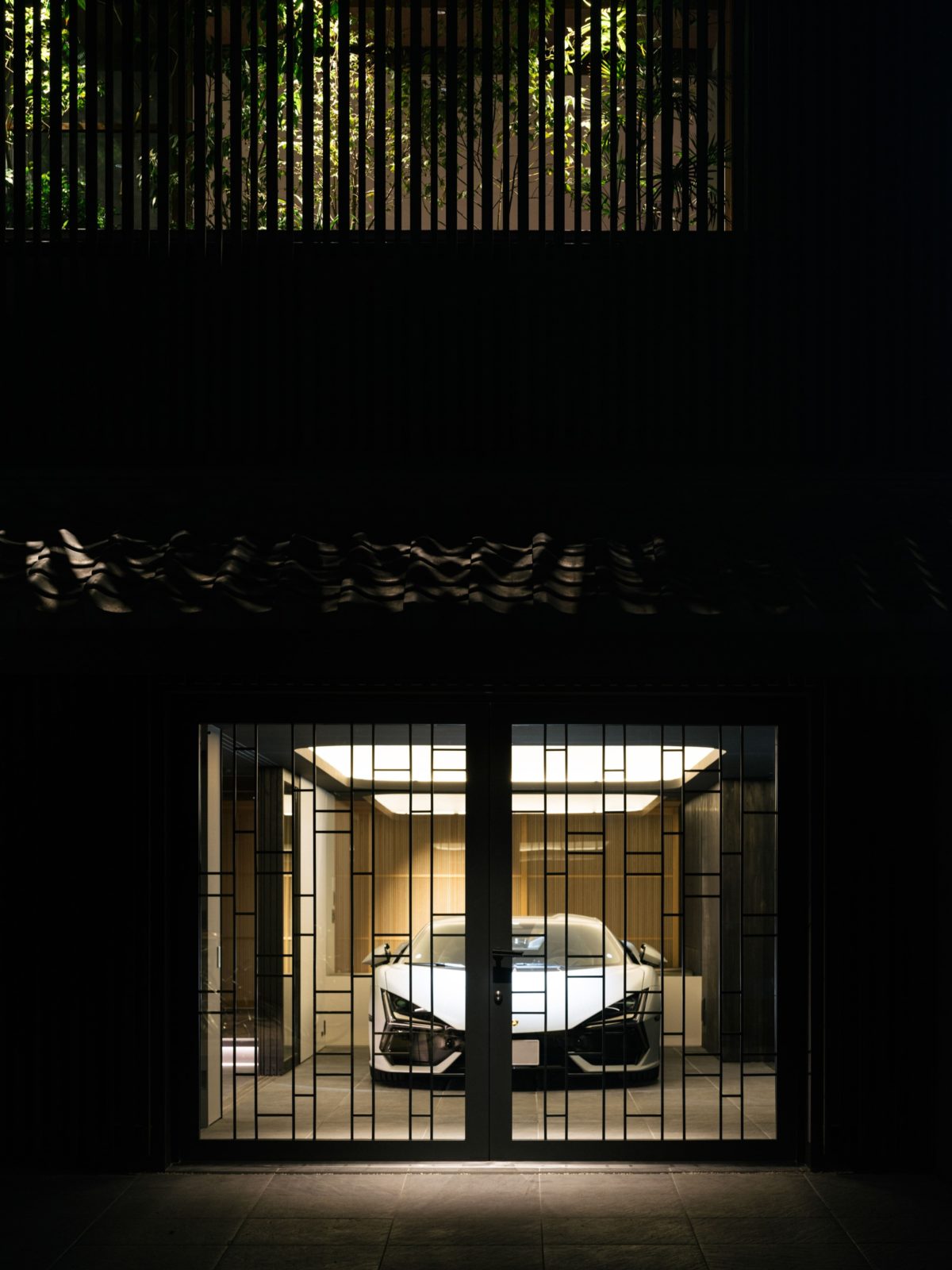 京都のリノベーションモダン住宅の夜景